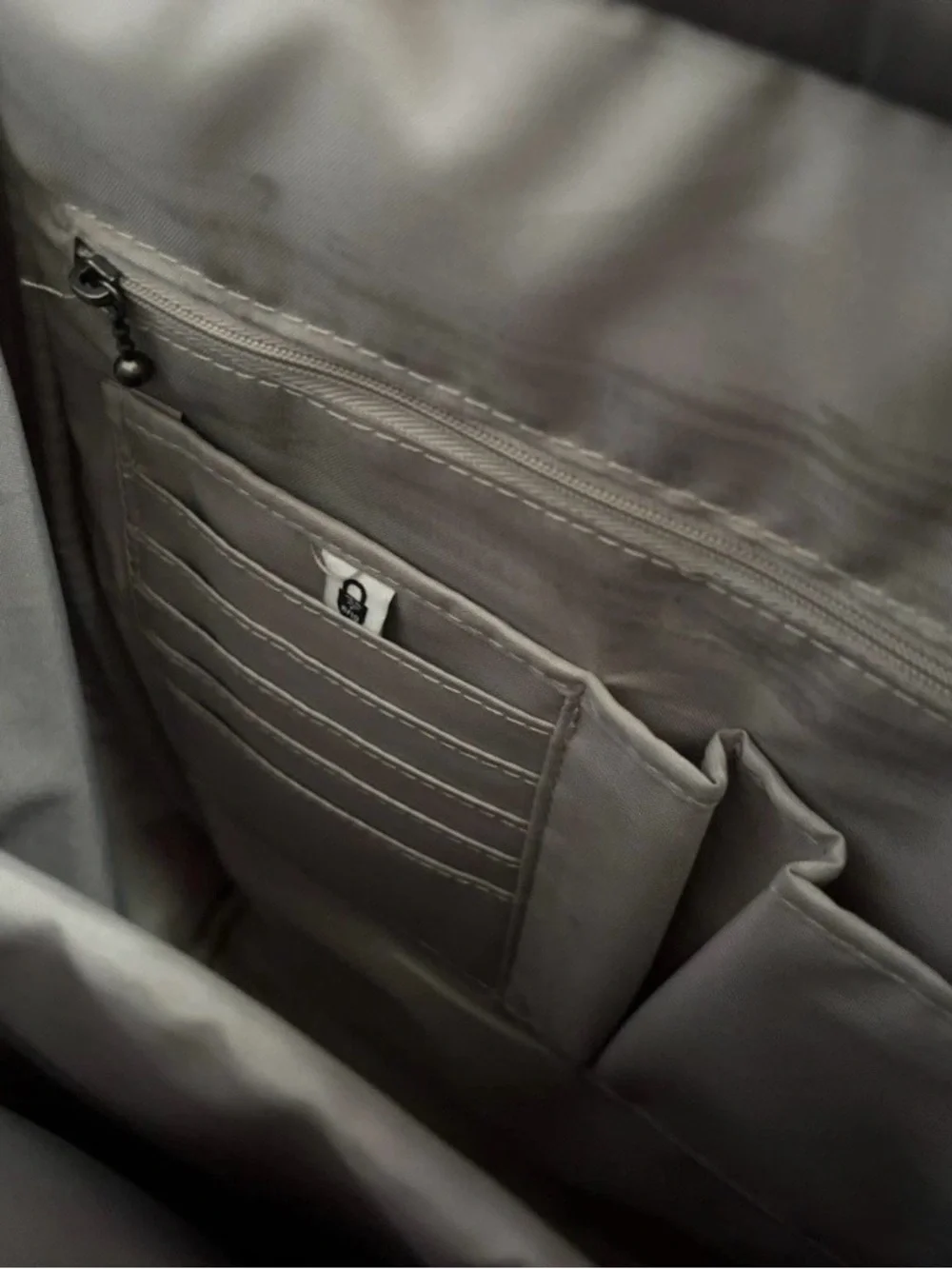 Baggallini Soho Laptop Travel Backpack Gray Lightweight Nylon RFID